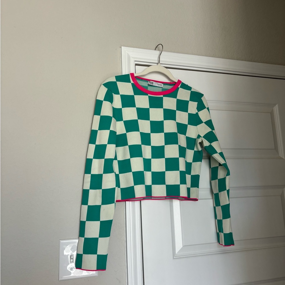 ZARA checkered top! Size M!